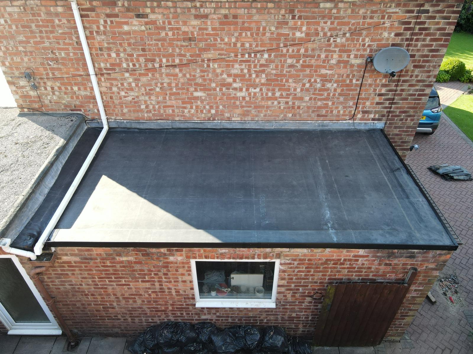 EPDM rubber flat roofs project photo 12